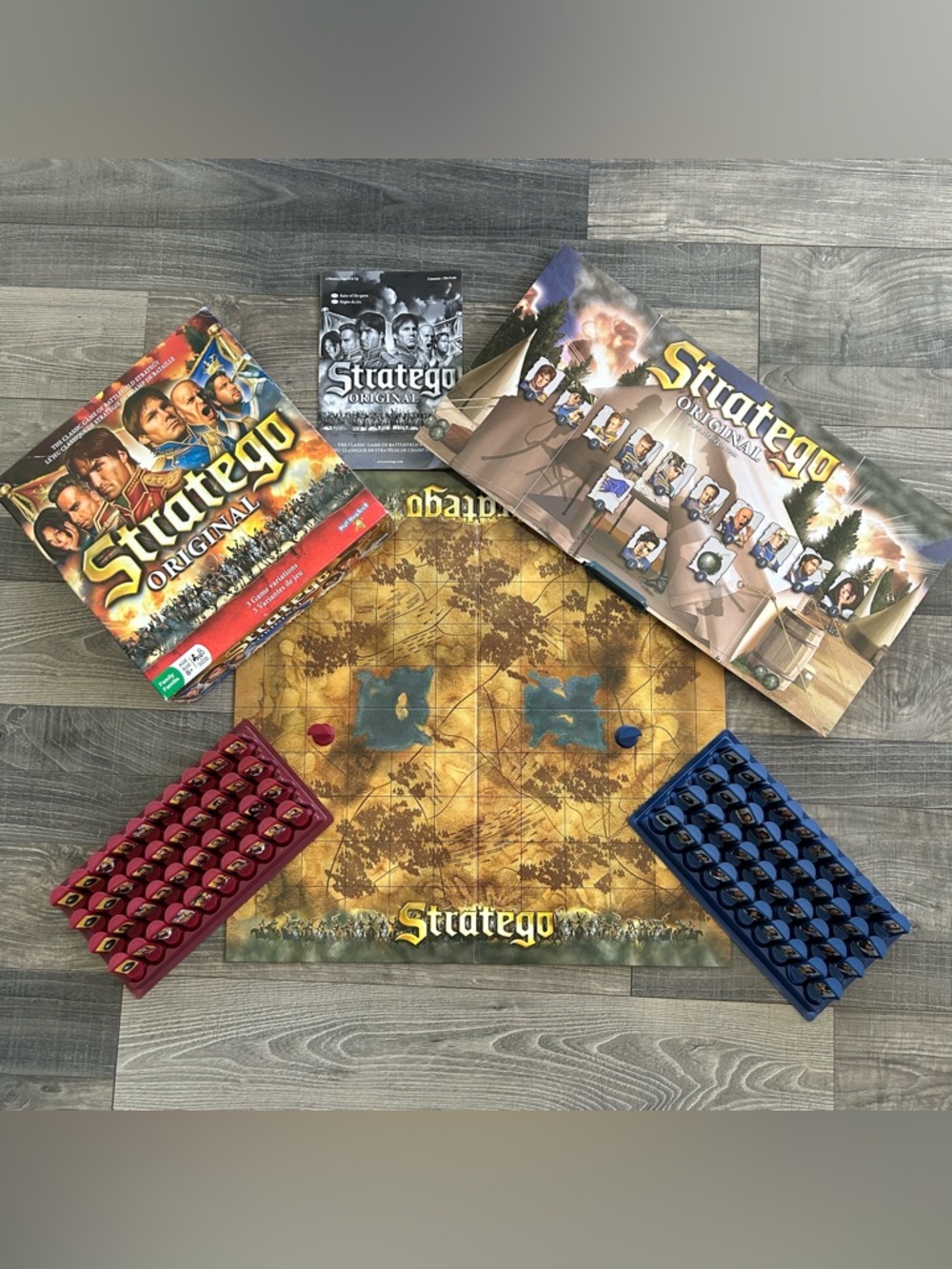 Stratego Original PlayMonster 2016 Battlefield Strategy War Spy Game COMPLETE